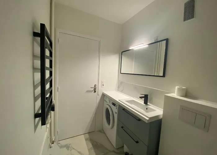 Moderne A Avec Parking Et Vue Ocean - Fr-1-239-1040 Apartman Biarritz